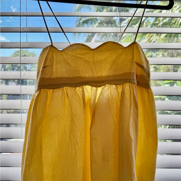 Free People light Yellow Scalloped short and top matching set. - Picture 1 of 5